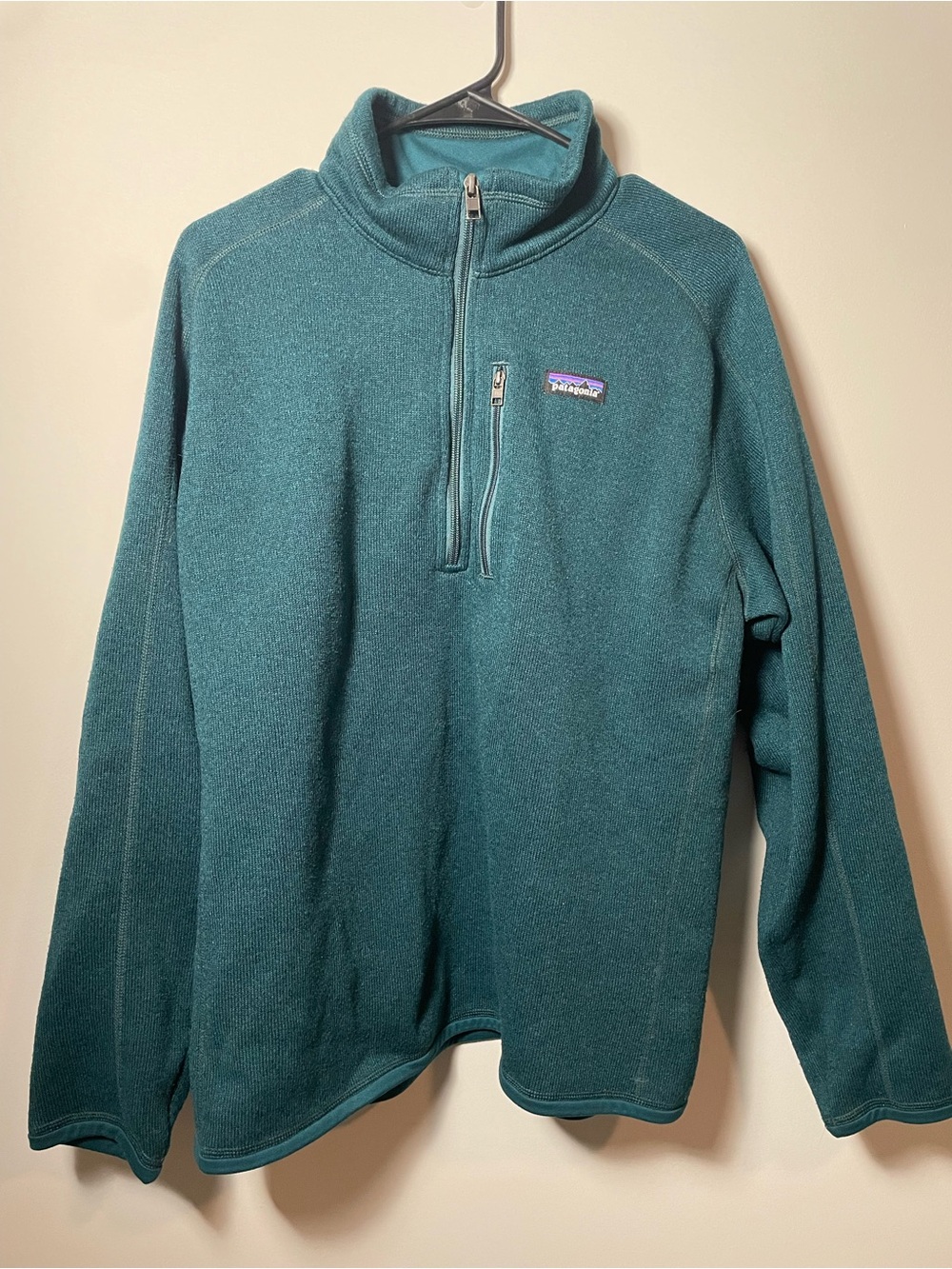 Patagonia Men's size L Better Sweater
Quarter Zip pullover gorpcore